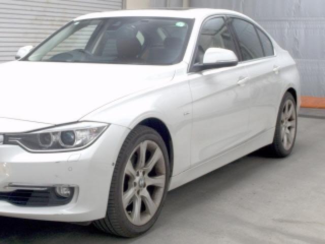 Ref:AUX-24340826 BMW 3 SERIES 2013 4 Ref:AUX-24340826 BMW 3 SERIES 2013 - Image 4
