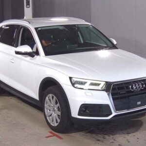 2018 Audi Q5 white gasoline used car Japan export