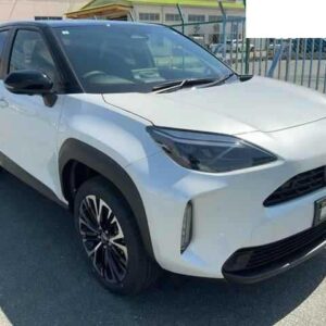 2026 Toyota Yaris Cross white gasoline used car Japan export