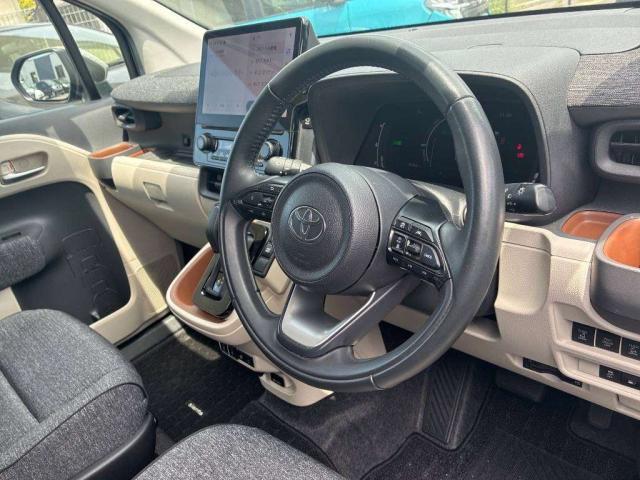 Ref:AUX-24341186 TOYOTA SIENTA 2023 6 Ref:AUX-24341186 TOYOTA SIENTA 2023 - Image 6