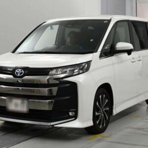 2024 Toyota Noah pearl gasoline used car Japan export