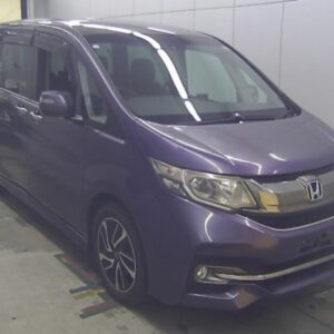 2015 Honda Stepwagon Spada purple gasoline used car Japan export