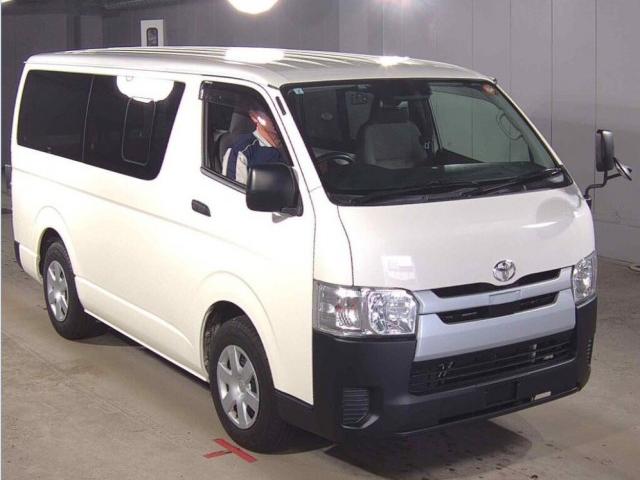 Ref:AUX-24345852 TOYOTA HIACE VAN 2018 1 2018 Toyota Hiace Van white diesel used car Japan export