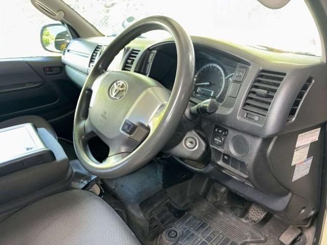 Ref:AUX-24345870 TOYOTA HIACE VAN 2018 4 Ref:AUX-24345870 TOYOTA HIACE VAN 2018 - Image 4