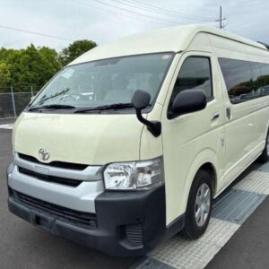 2019 Toyota Hiace Commuter yellow diesel used car Japan export