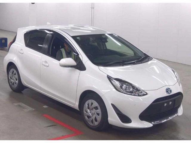 Ref:AUX-24345899 TOYOTA AQUA 2021 1 2021 Toyota Aqua pearl gasoline used car Japan export