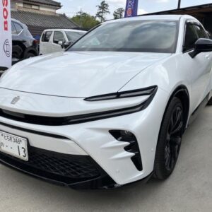 2025 Toyota Crown Sport white hybrid used car Japan export