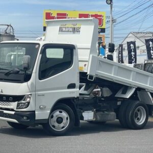 2021 Mitsubishi Fuso Canter white diesel used car Japan export