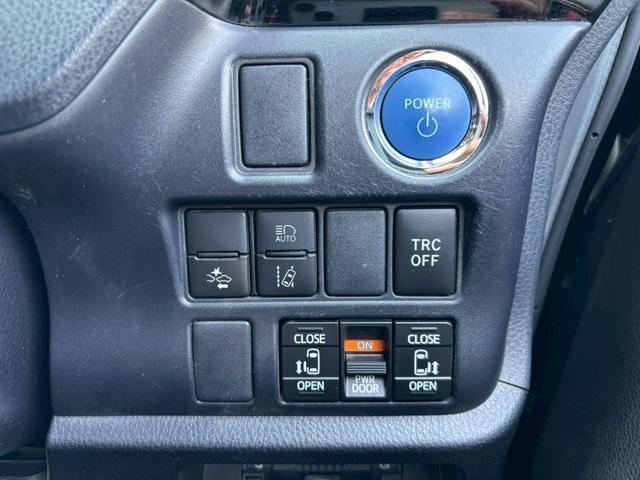 Ref:AUX-24359863 TOYOTA NOAH 2019 13 Ref:AUX-24359863 TOYOTA NOAH 2019 - Image 13