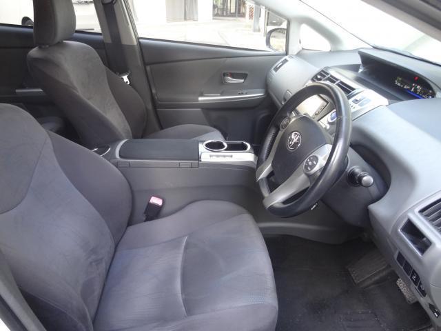Ref:AUX-24360355 TOYOTA PRIUS ALPHA 2012 12 Ref:AUX-24360355 TOYOTA PRIUS ALPHA 2012 - Image 12
