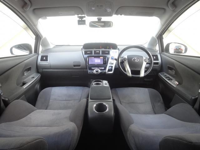 Ref:AUX-24360355 TOYOTA PRIUS ALPHA 2012 3 Ref:AUX-24360355 TOYOTA PRIUS ALPHA 2012 - Image 3
