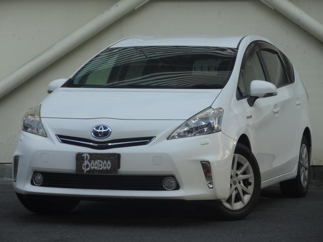 Ref:AUX-24360355 TOYOTA PRIUS ALPHA 2012 1 2012 Toyota Prius Alpha white hybrid used car Japan export