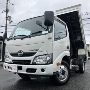 2019 Hino Dutro white diesel used car Japan export