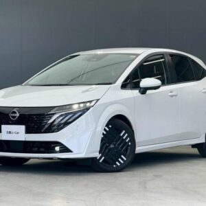 2025 Nissan Aura pearl gasoline used car Japan export