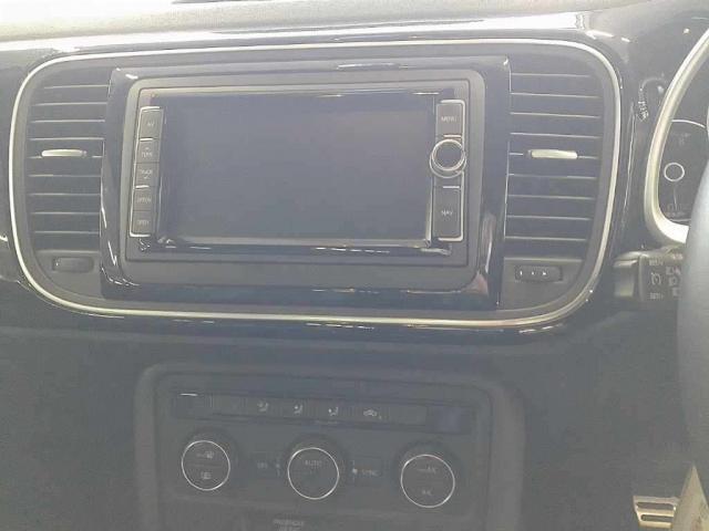 Ref:AUX-24360914 VOLKSWAGEN THE BEETLE 2016 5 Ref:AUX-24360914 VOLKSWAGEN THE BEETLE 2016 - Image 5