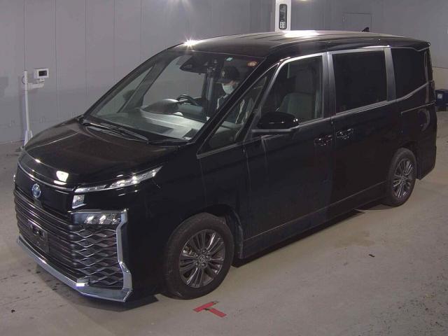 Ref:AUX-24360950 TOYOTA VOXY 2023 4 Ref:AUX-24360950 TOYOTA VOXY 2023 - Image 4