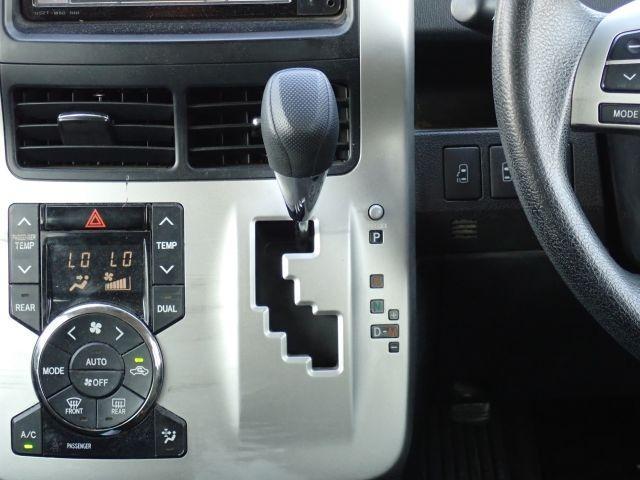 Ref:AUX-24361981 TOYOTA NOAH 2011 16 Ref:AUX-24361981 TOYOTA NOAH 2011 - Image 16