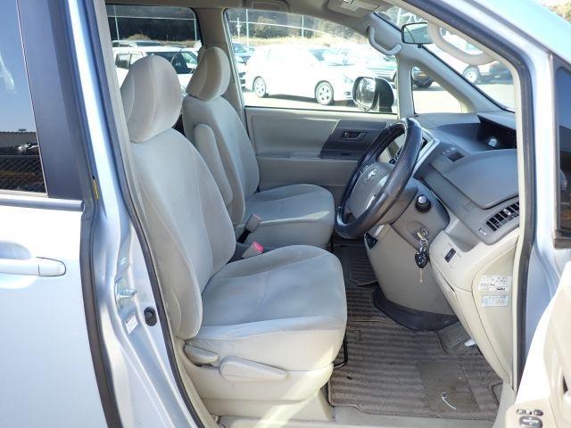 Ref:AUX-24365311 TOYOTA NOAH 2013 6 Ref:AUX-24365311 TOYOTA NOAH 2013 - Image 6