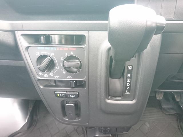 Ref:AUX-24365598 DAIHATSU HIJET CARGO 2018 16 Ref:AUX-24365598 DAIHATSU HIJET CARGO 2018 - Image 16