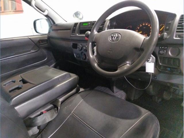 Ref:AUX-24365631 TOYOTA HIACE VAN 2016 4 Ref:AUX-24365631 TOYOTA HIACE VAN 2016 - Image 4