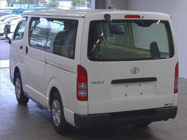 Ref:AUX-24365635 TOYOTA HIACE VAN 2018 2 Ref:AUX-24365635 TOYOTA HIACE VAN 2018 - Image 2