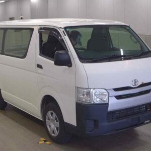 2018 Toyota Hiace Van white diesel used car Japan export