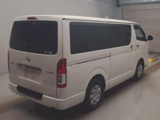 Ref:AUX-24365660 TOYOTA HIACE VAN 2016 3 Ref:AUX-24365660 TOYOTA HIACE VAN 2016 - Image 3