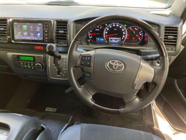 Ref:AUX-24365660 TOYOTA HIACE VAN 2016 5 Ref:AUX-24365660 TOYOTA HIACE VAN 2016 - Image 5