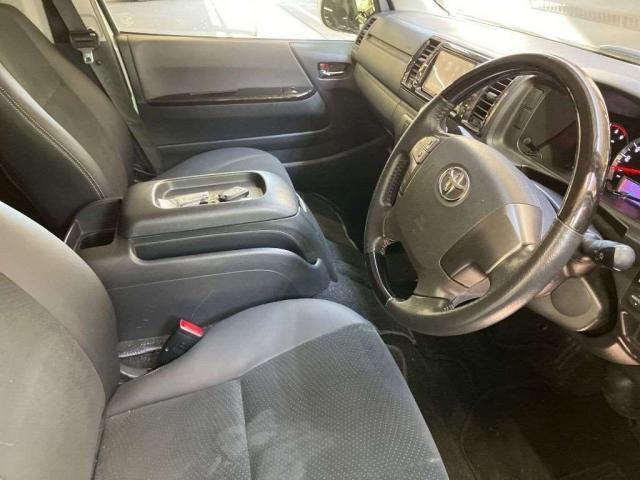 Ref:AUX-24365660 TOYOTA HIACE VAN 2016 6 Ref:AUX-24365660 TOYOTA HIACE VAN 2016 - Image 6