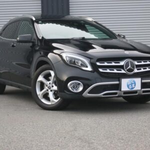 2020 Mercedes Benz Gla-Class black gasoline used car Japan export