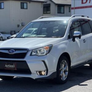 2014 Subaru Forester pearl gasoline used car Japan export