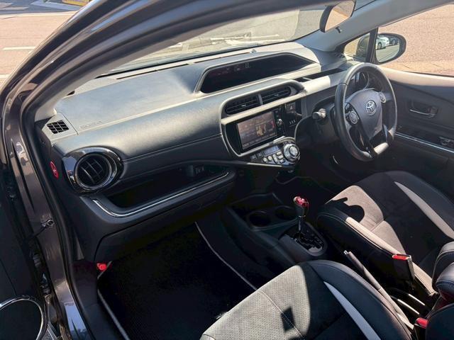 Ref:AUX-24379911 TOYOTA AQUA 2017 15 Ref:AUX-24379911 TOYOTA AQUA 2017 - Image 15