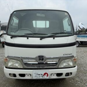 2008 Toyota Dyna Truck white diesel used car Japan export