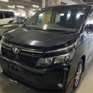 2015 Toyota Voxy black gasoline used car Japan export