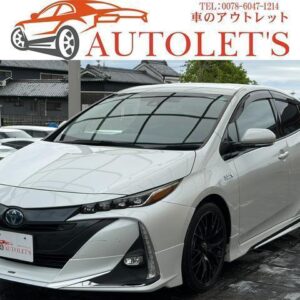 2021 Toyota Prius Phv pearl hybrid used car Japan export