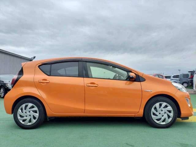 Ref:AUX-24399081 TOYOTA AQUA 2015 19 Ref:AUX-24399081 TOYOTA AQUA 2015 - Image 19