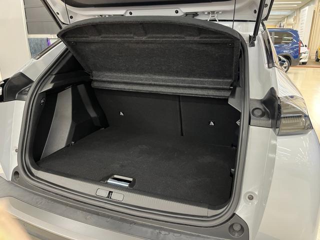 Ref:AUX-24400591 PEUGEOT 2008 2024 6 Ref:AUX-24400591 PEUGEOT 2008 2024 - Image 6