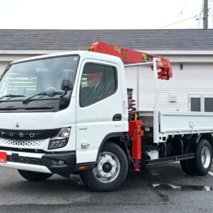 2023 Mitsubishi Fuso Canter white diesel used car Japan export