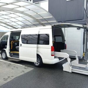 2016 Toyota Hiace Commuter white gasoline used car Japan export