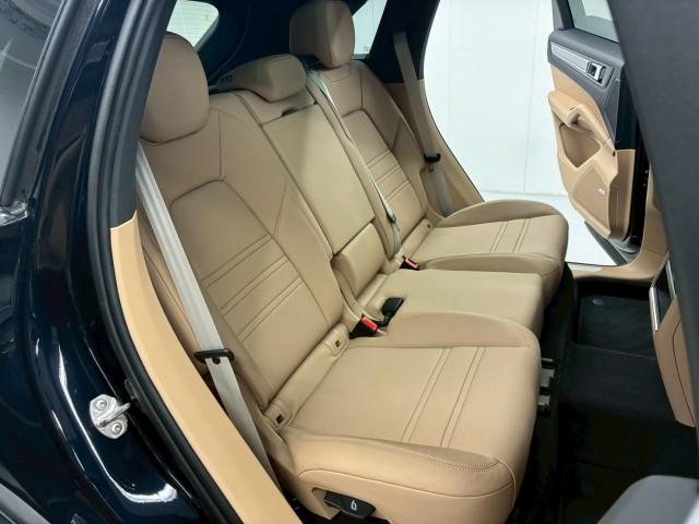Ref:AUX-24406576 PORSCHE CAYENNE 2022 6 Ref:AUX-24406576 PORSCHE CAYENNE 2022 - Image 6