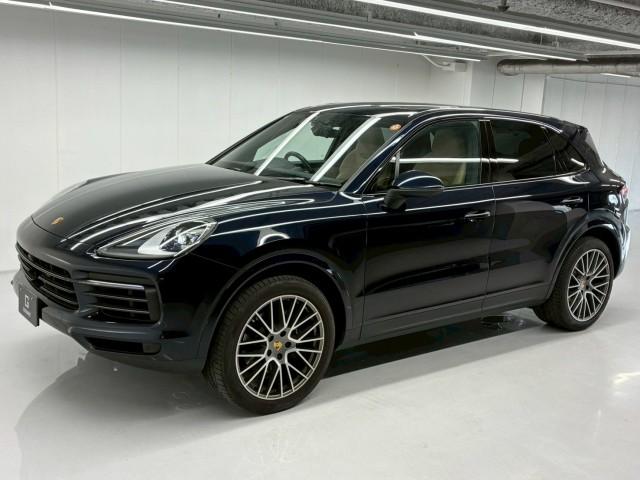Ref:AUX-24406576 PORSCHE CAYENNE 2022 1 2022 Porsche Cayenne blue gasoline used car Japan export