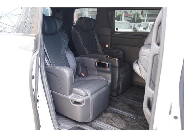 Ref:AUX-24406707 TOYOTA VELLFIRE HYBRID 2024 13 Ref:AUX-24406707 TOYOTA VELLFIRE HYBRID 2024 - Image 13