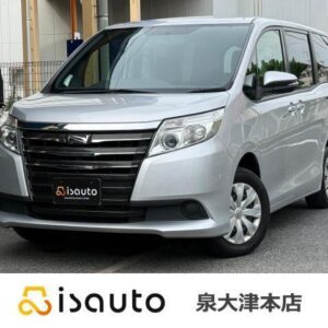 2015 Toyota Noah silver gasoline used car Japan export
