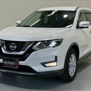 2018 Nissan X-Trail pearl hybrid used car Japan export