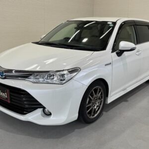 2015 Toyota Corolla Fielder pearl hybrid used car Japan export