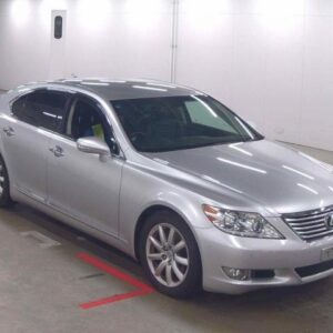 2011 Lexus Ls silver gasoline used car Japan export