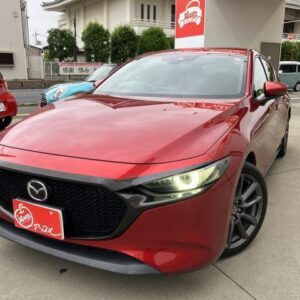 2020 Mazda Mazda3 Fastback red diesel used car Japan export