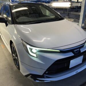 2023 Toyota Corolla Touring pearl gasoline used car Japan export