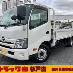 2020 Hino Dutro white diesel used car Japan export