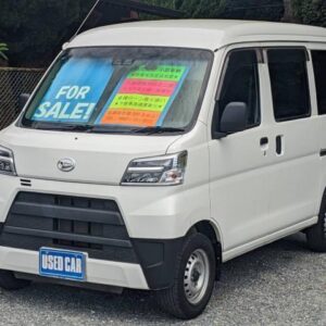 2021 Daihatsu Hijet Cargo white gasoline used car Japan export